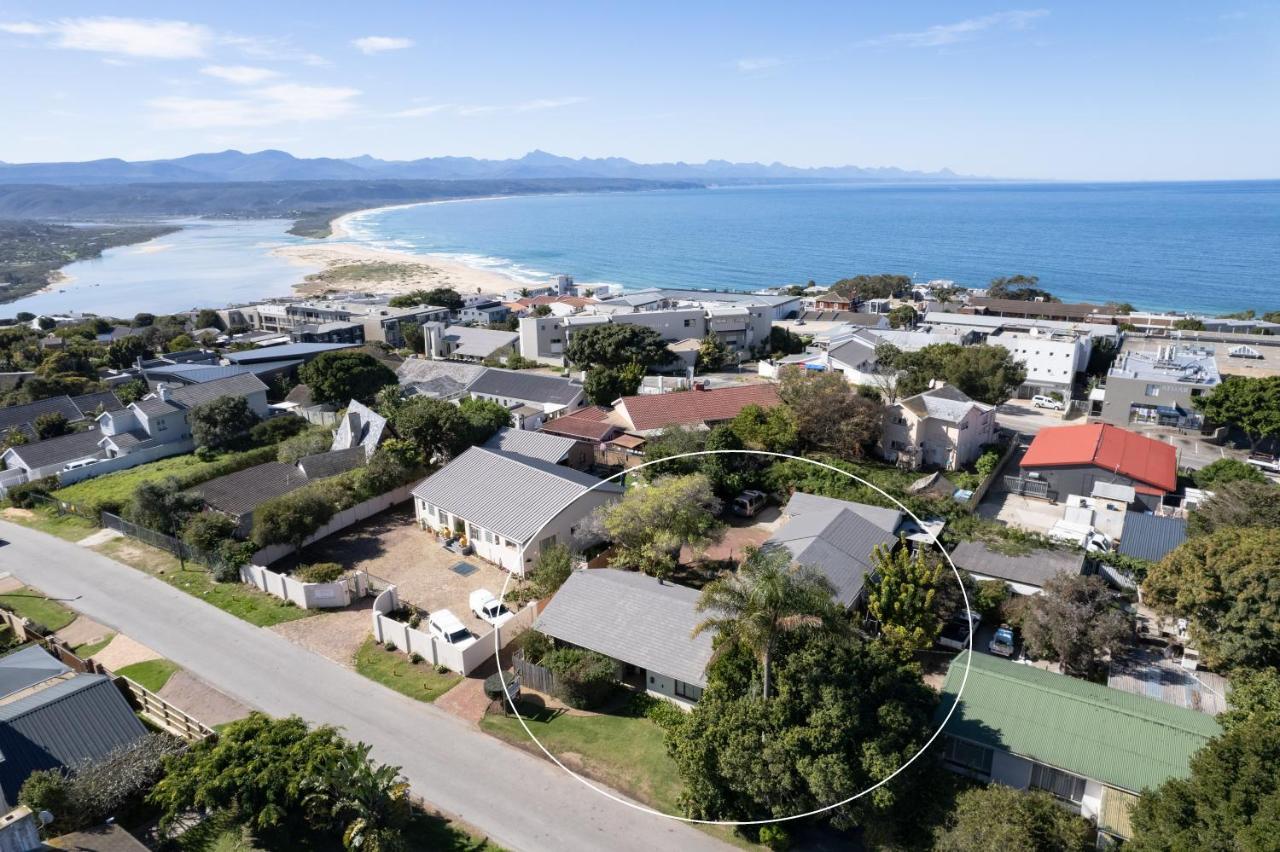 Nothando Backpackers Lodge Plettenberg Bay Bagian luar foto