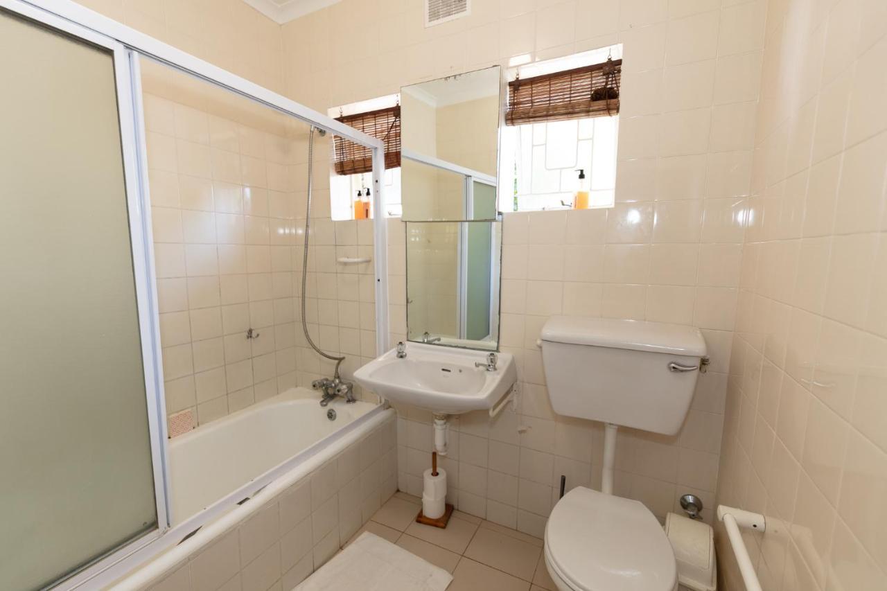 Nothando Backpackers Lodge Plettenberg Bay Bagian luar foto