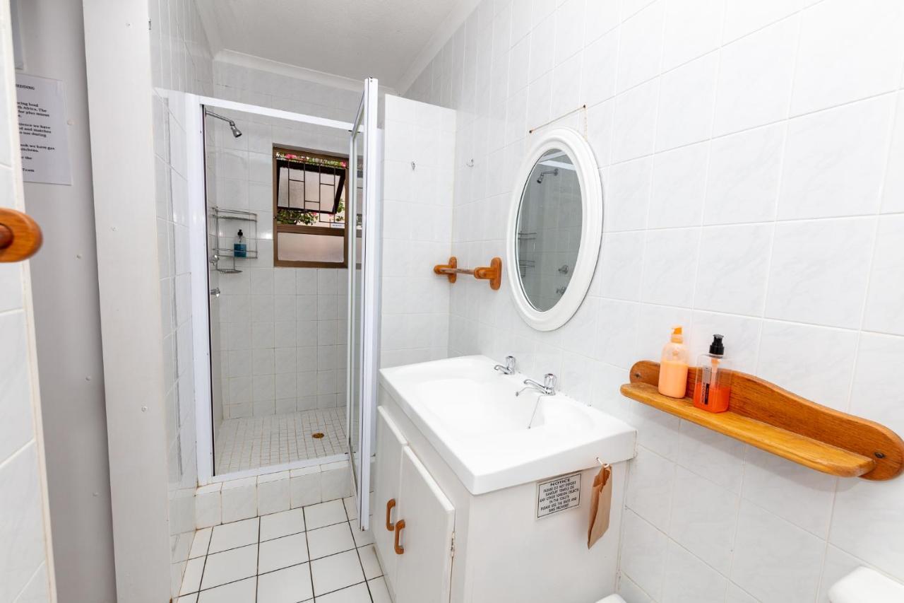 Nothando Backpackers Lodge Plettenberg Bay Bagian luar foto
